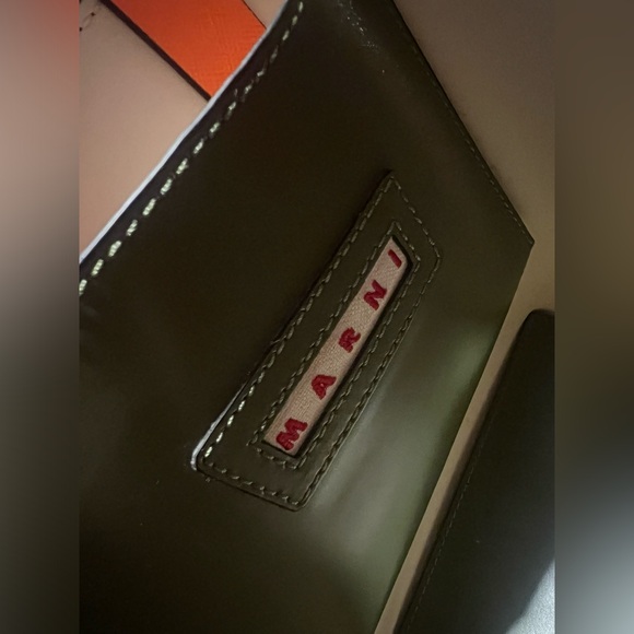 Marni Mini Museo Tote bag in green and orange. - Picture 4 of 16